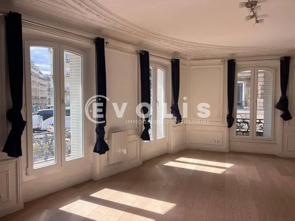 Bureaux 761 m²