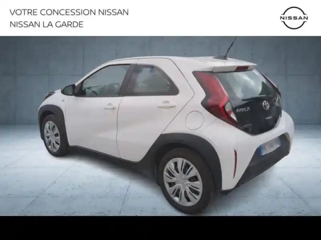 Toyota Aygo X 1.0 vvt-i 72ch dynamic my24 — photo 4