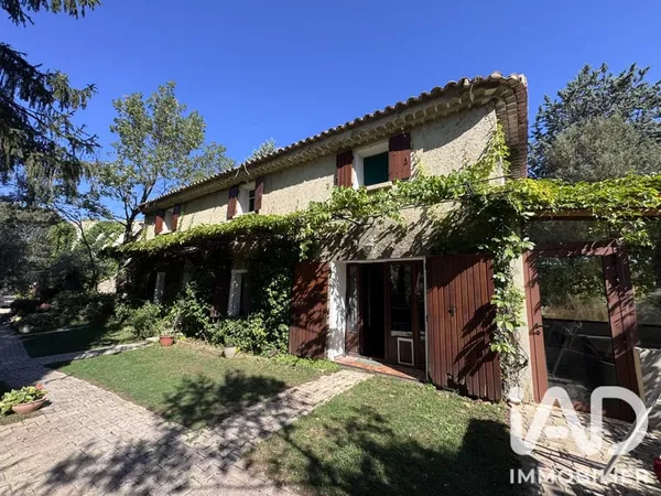 Maison 9 pièces 350 m²