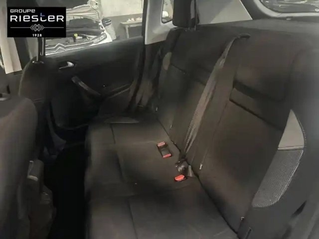 Peugeot 2008 puretech 82ch bvm5 — photo 12