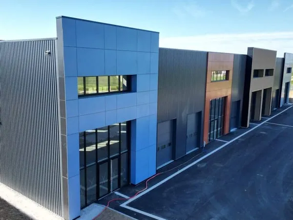 Local commercial 159 m²