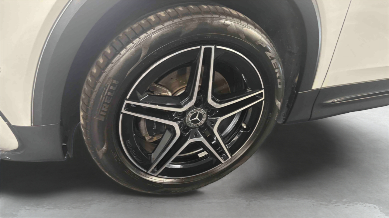 Mercedes GLB 200 d 8G-DCT — photo 14