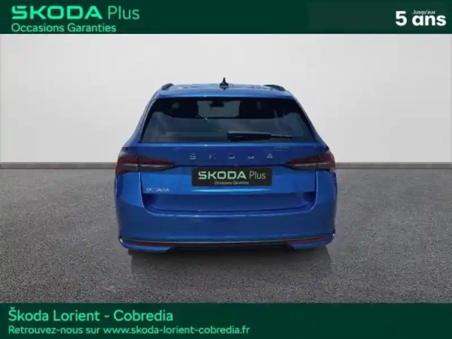 Skoda Octavia combi 2.0 tdi scr 150ch selection dsg7 — photo 6