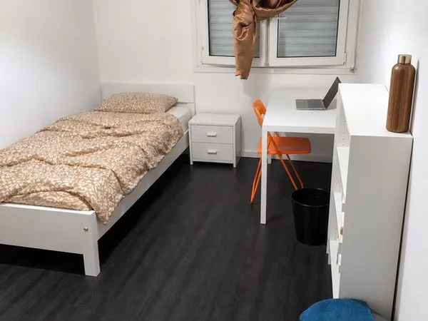 Chambre meublée en colocation – Orvault – Tram 3