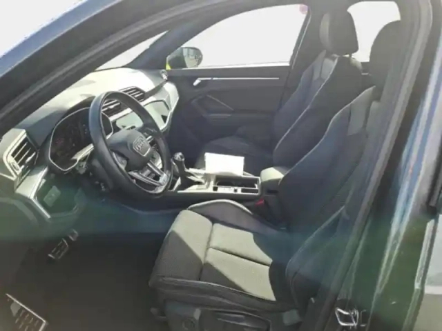 Audi Q3 45 tfsi e 245ch s line s tronic 6 — photo 14