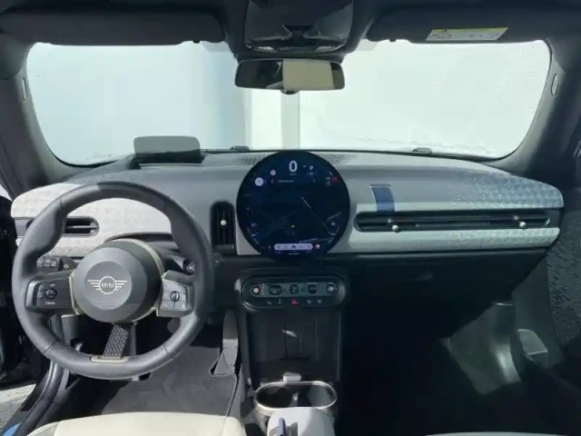 Mini Cooper 3 portes c 156ch favoured dkg7 — photo 11