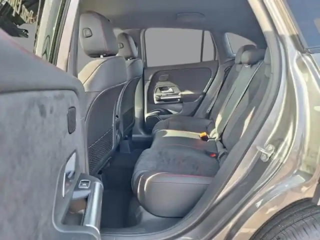 Mercedes Gla 200D Amg Line 200 d amg line — photo 17