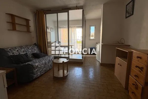Studio 1 pièce 27 m²