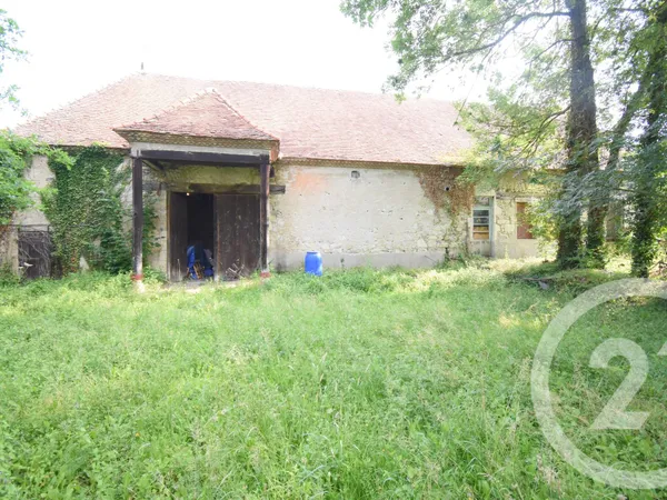 Maison 3 pièces 392 m²