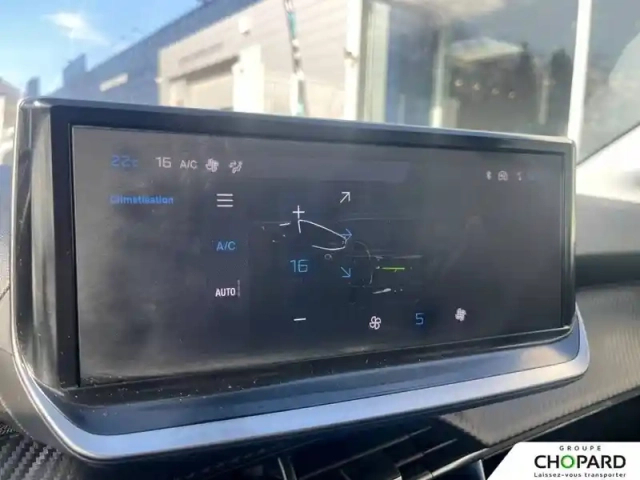 Peugeot 208 puretech 100 s&amp;s bvm6 — photo 22
