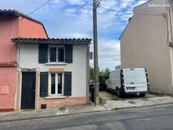 Loue maison de village T3 avec jardin