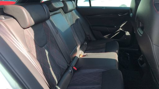 Skoda Octavia Combi 1.4 TSI PHEV iV 245 DSG6e - RS – 2021 – 89383 km – Hybride rechargeable – Boîte Automatique — photo 30