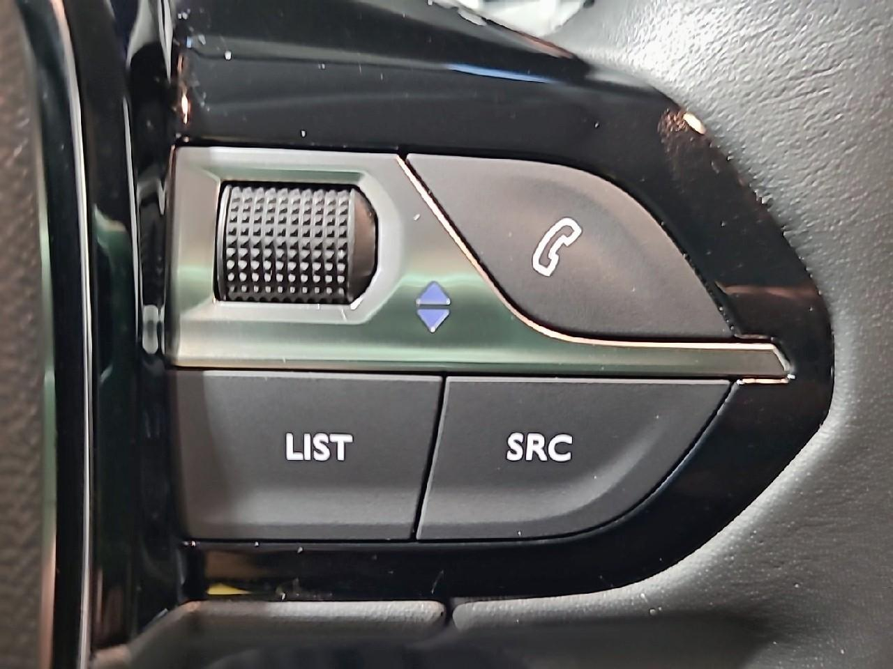 Peugeot 208 hybrid 100 e-dcs6 allure — photo 22