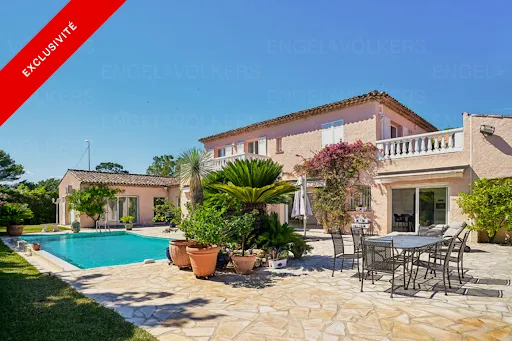 Maison 6 pièces 350 m²