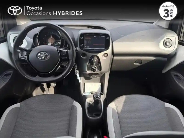 Toyota Aygo 1.0 vvt-i 69ch x-play 5p — photo 8