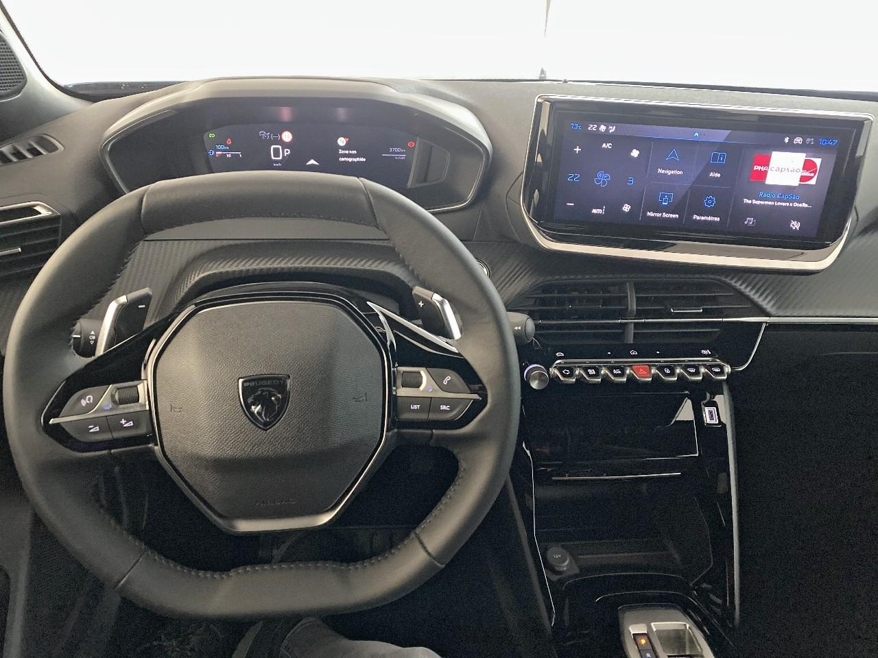 Peugeot 2008 hybrid 145 ch e-dcs6 allure — photo 15