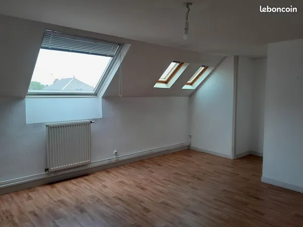 Bel appartement dans immeuble de caractère