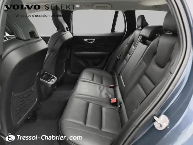 Volvo V60 b4 197 ch dct7 ultra style dark — photo 23