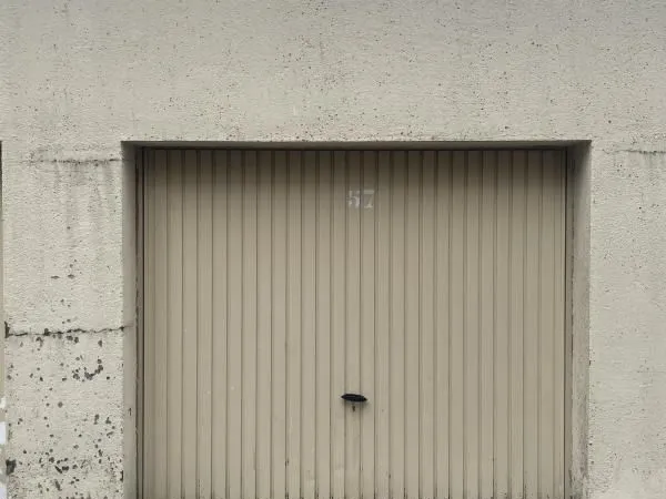 Garage/box 16 m² Montigny Les Metz