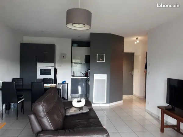 Loue T2 CRÉON