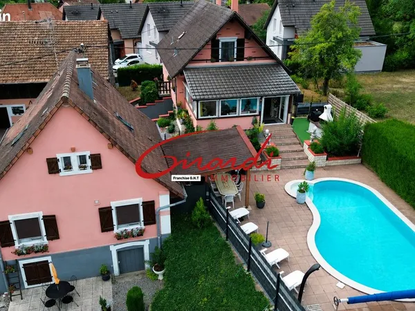 Propriété 9 pièces 220 m²