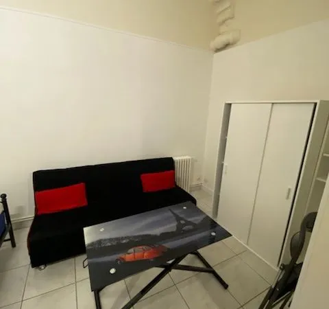 Chambre de 20m2 à louer sur Paris 15