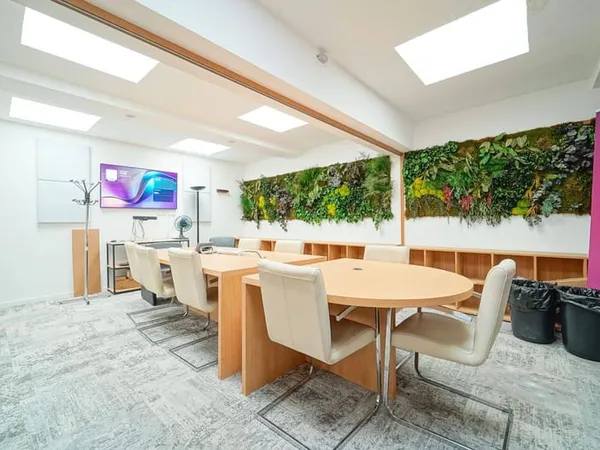 Bureaux 147 m²