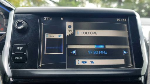 Peugeot 2008 1.6 VTi 120 - Allure – 2013 – 145338 km – Essence – Boîte Manuelle — photo 7
