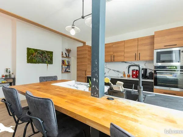 Appartement 4 pièces 148 m²