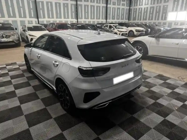 Kia Ceed 1.5 t-gdi 160ch gt line dct7 — photo 4