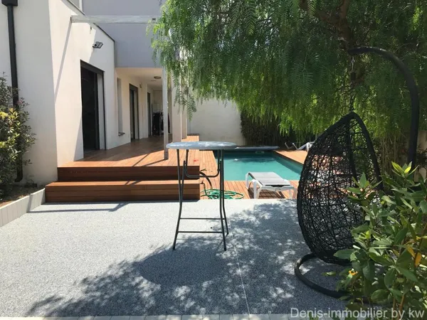 Villa contemporaine d’exception avec piscine à Villeneuve-de-la-Raho