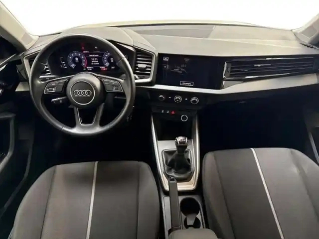 Audi A1 30 tfsi 116 ch bvm6 design — photo 8