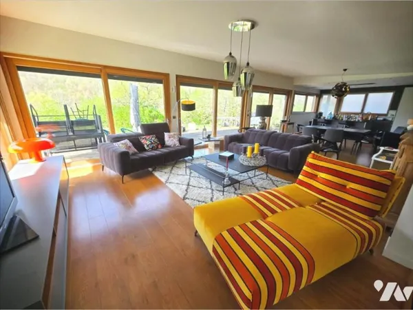 Maison 5 pièces 157 m²