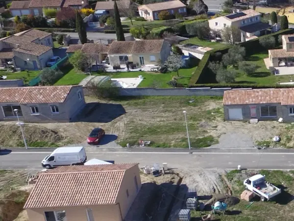 Terrain 443 m²