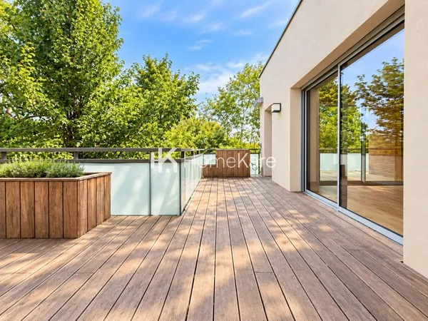 VOUS HÉSITEZ ENTRE APPARTEMENT ET MAISON ?