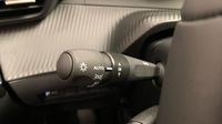 Peugeot 208 1.2 Hybrid 110ch Allure e-DCS6 — photo 23