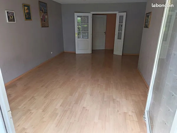 Particulier loue appartement 4 pièces Rez de Jardin