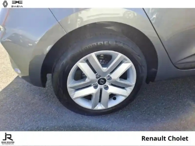 Renault Clio 1.0 tce 90ch evolution — photo 8