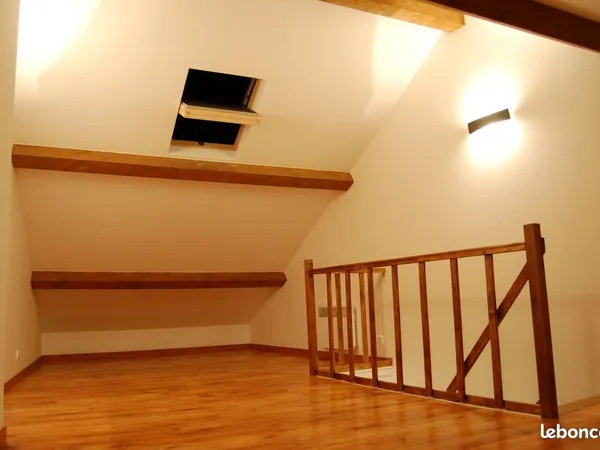 Appartement en duplex de 46m² - 58500 Surgy