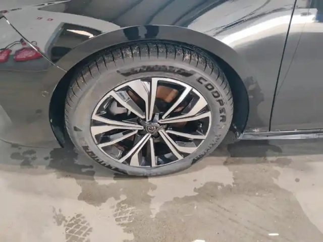 Peugeot 508 hybrid 180 e-eat8 allure — photo 15