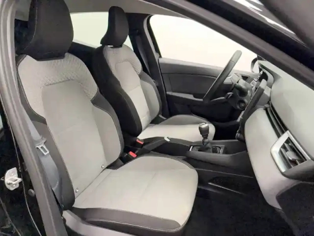 Renault Clio blue dci 100 ch gsr2 — photo 9