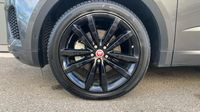 Jaguar E-Pace 2.0D 180ch R-Dynamic SE AWD BVA9 — photo 20