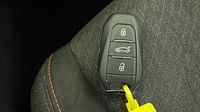 Peugeot 308 1.5 BlueHDi 130ch S&S Style EAT8 — photo 16
