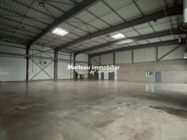 A LOUER LOCAL D'ACTIVITÉ 1 000 M² LE MANS