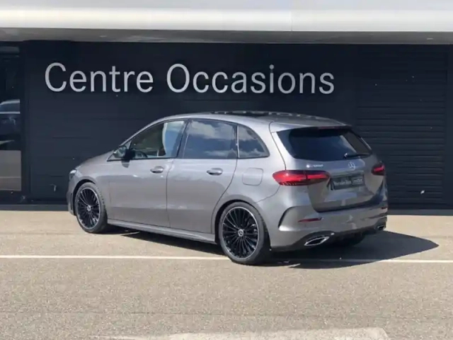 Mercedes Classe B 200 d amg line — photo 7