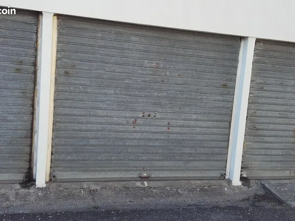 Garage / BOX à Louer Pessac