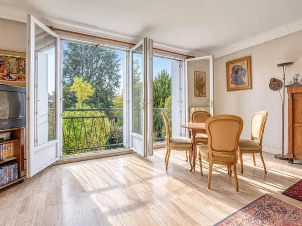Maison 12 pièces 197 m²
