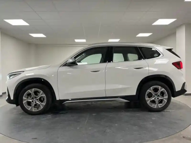 Bmw X1 sdrive18i 136ch xline — photo 6