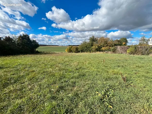Terrain 1427 m² NEUILLY EN THELLE