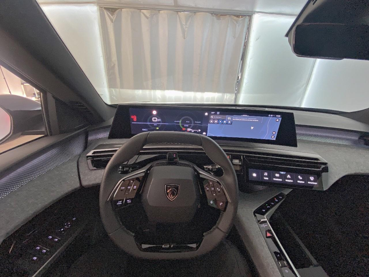 Peugeot 3008 hybrid 145 e-dcs6 gt — photo 12